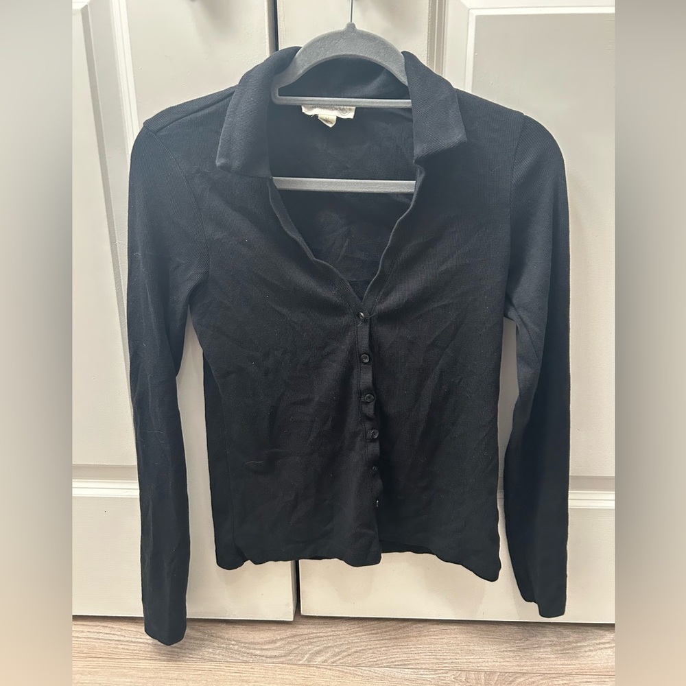Treasure & Bond Black Collared Button-Down Long Sleeve V-Neck Top Medium Cotton